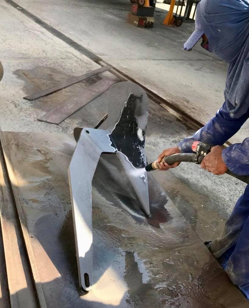 Marine dust-free blasting and restoration project by Lakelands (project 2)